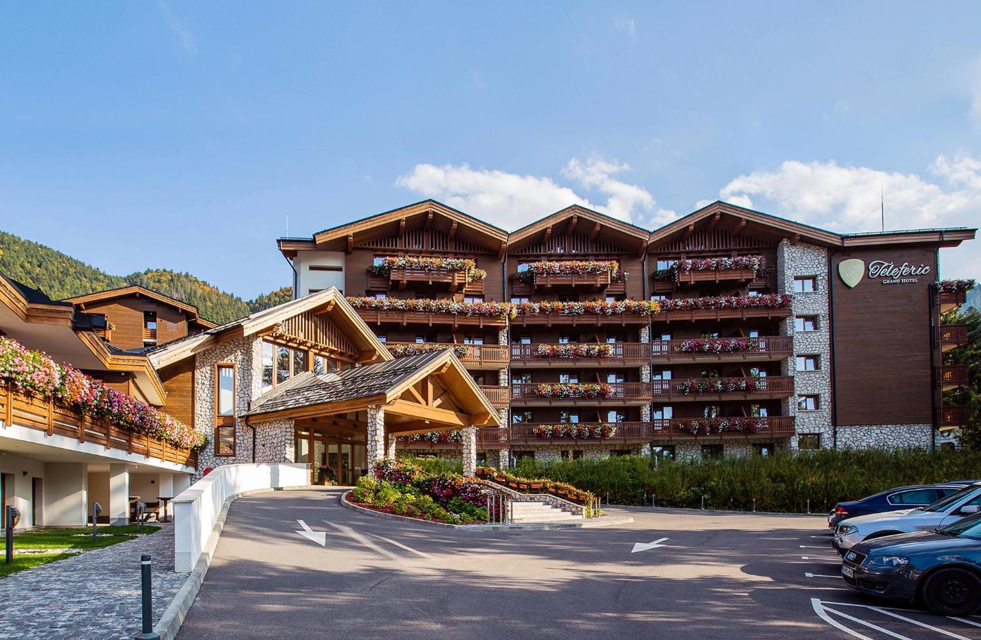 Teleferic Grand Hotel Poiana Brașov Exterior foto